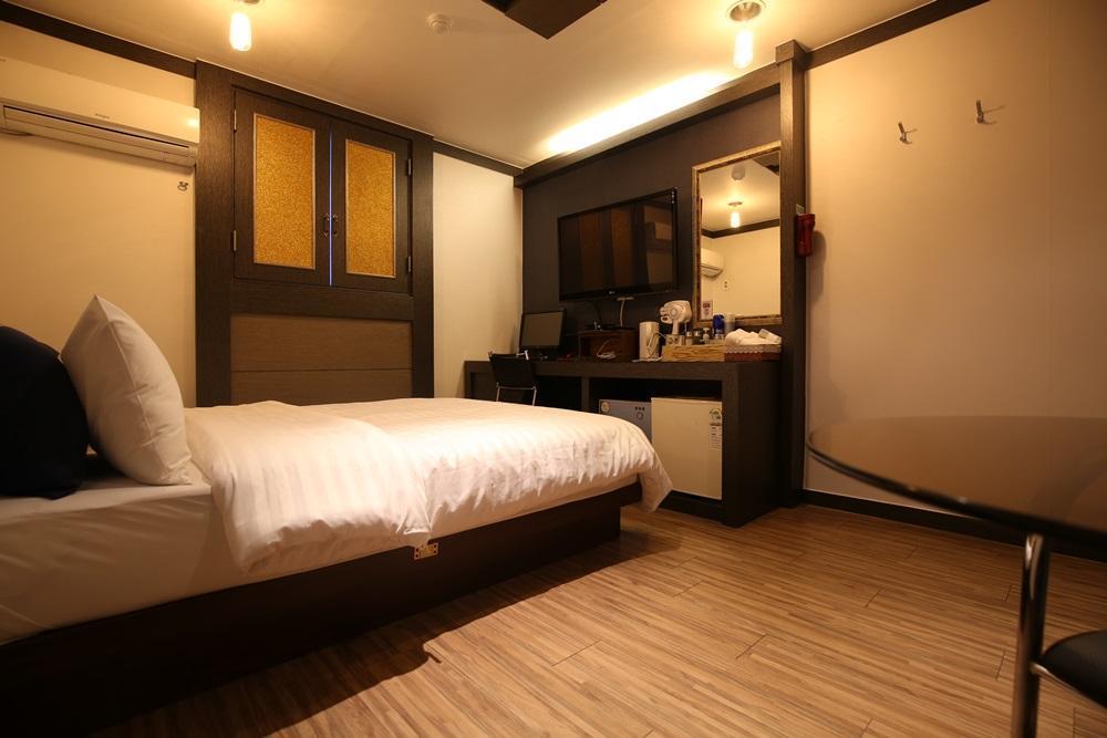Hera Motel Тэджон Экстерьер фото